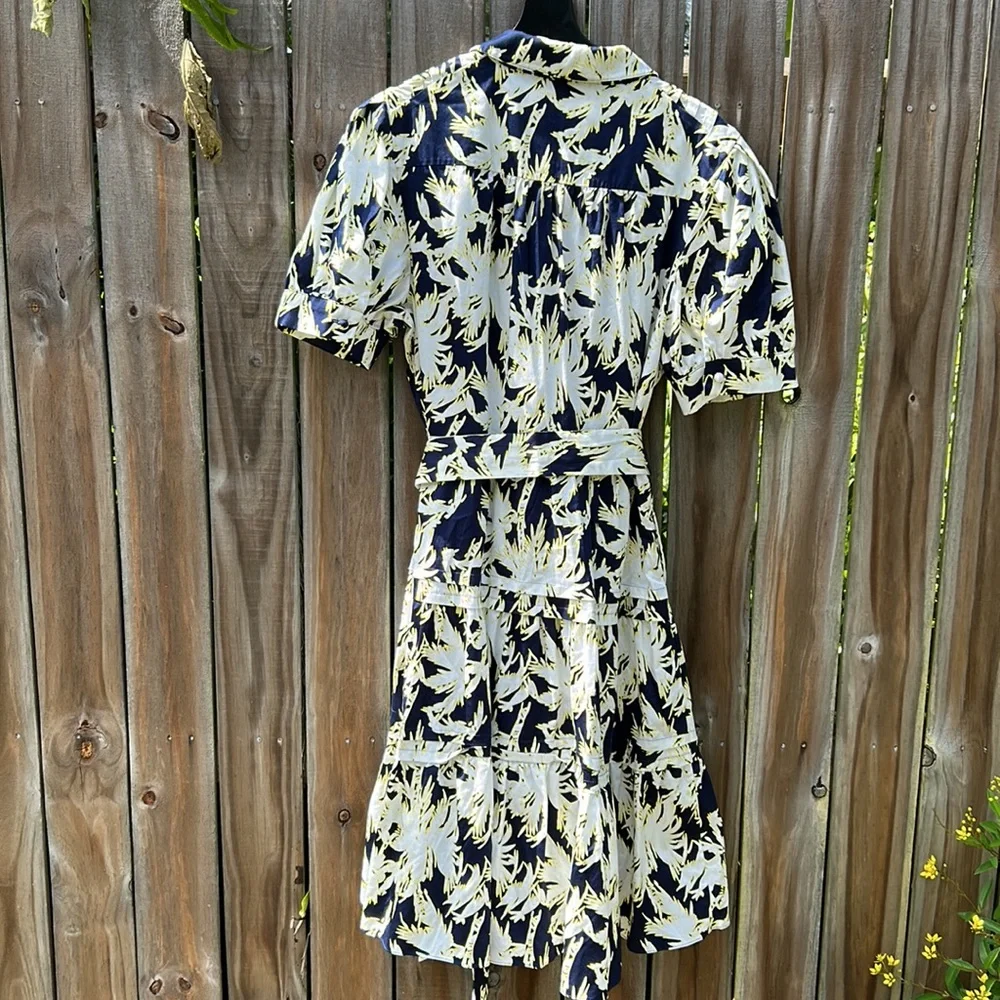 Diane Von Furstenberg button down dress - Picture 10 of 12